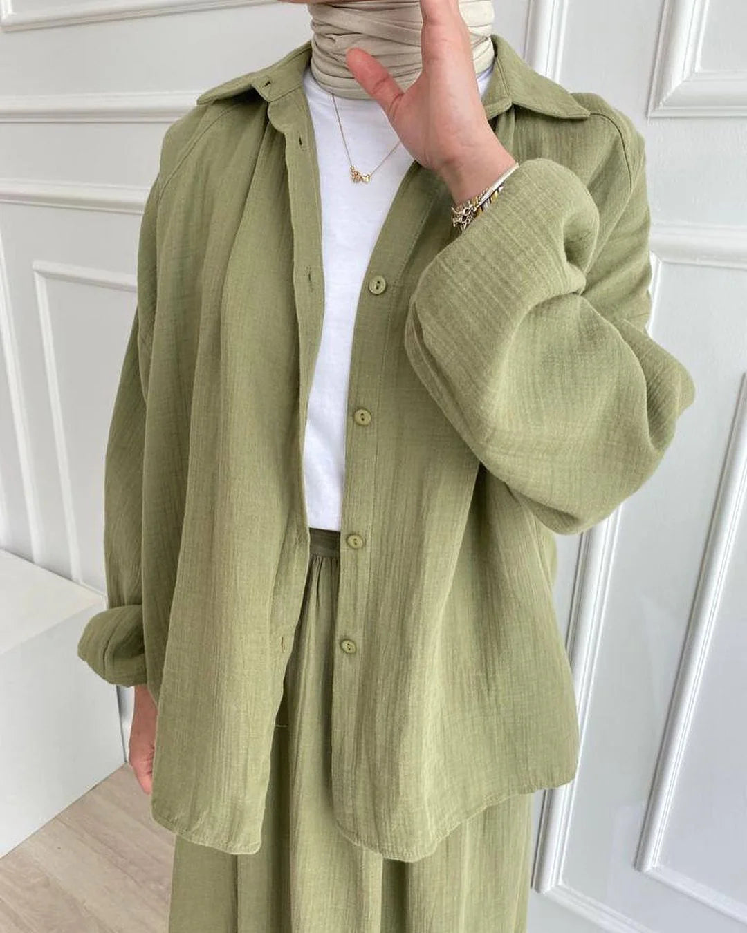 Elegant Modest 2-Piece Set β Puff Sleeve Shirt & Flowing Skirt