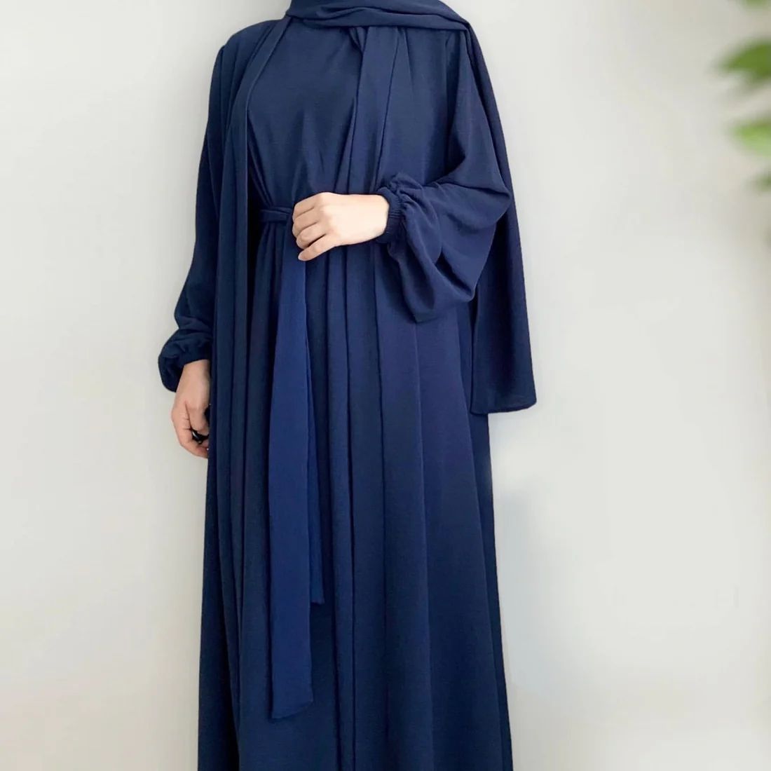 Nour Elegant 4-Piece Abaya Set with Hijab